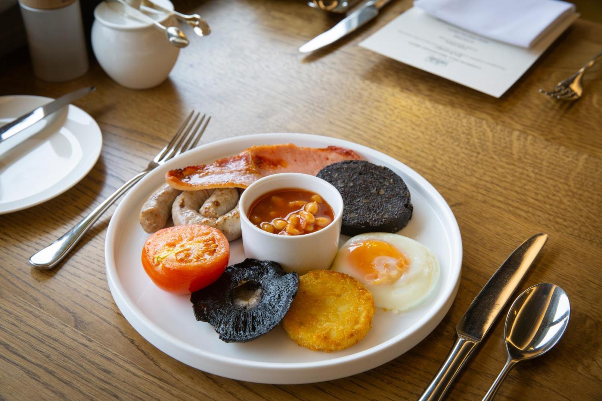 Lindeth Fell 5* Bowness-on-Windermere