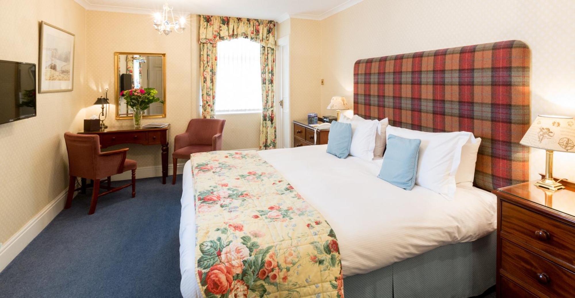 林德思·费尔乡村别墅酒店（Lindesh Fell Country House Hotel Hotel Bowness-on-Windmere）